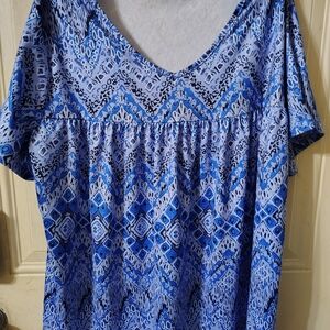 Women's Blue Patterned V-Neck Top
